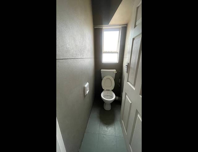 2.5 BEDROOM APARTMENT FOR SALE IN GLENWOOD